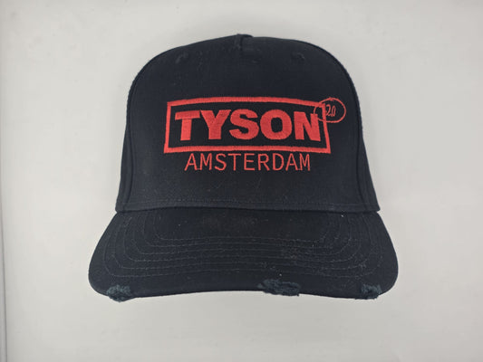 Tyson Amsterdam Cap – Schwarze Snapback-Kappe mit roter Stickerei